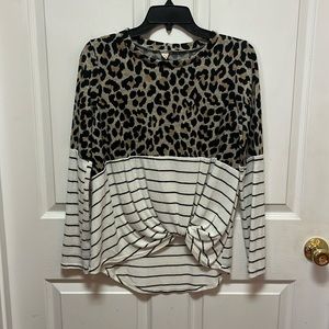 Ladies Colorblock Sweater, Size S